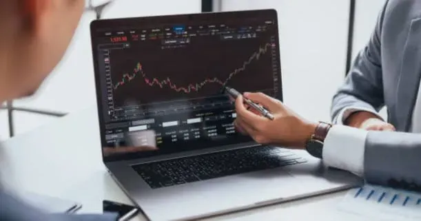 Vivek Ramaswamy quits DOGE to become a gubernatorial candidate for Ohio.